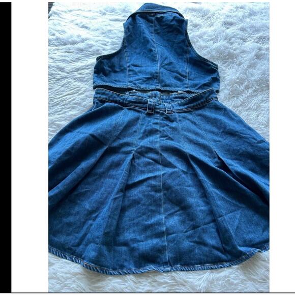 Urban Revivo Denim Cut-Out Mini Dress Blue Button Front US 6 NWT - Picture 3 of 6
